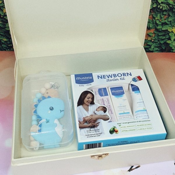 Hampers newborn hadiah lahiran kado lahiran